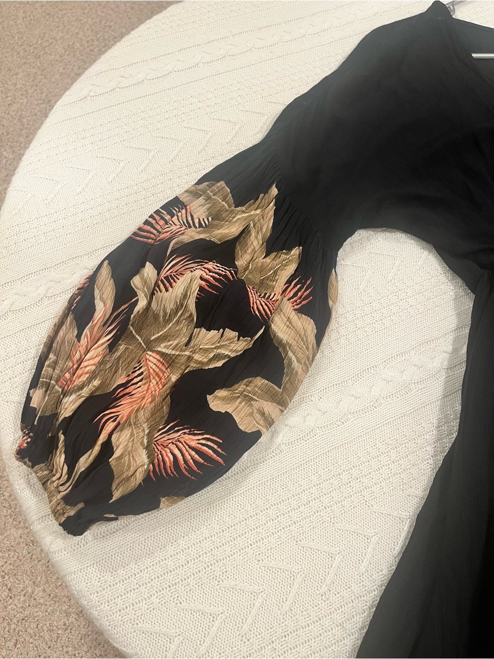 Billabong Black Tropical Print Balloon Sleeve V-Neck Mini Dress - Size Medium - Picture 4 of 10